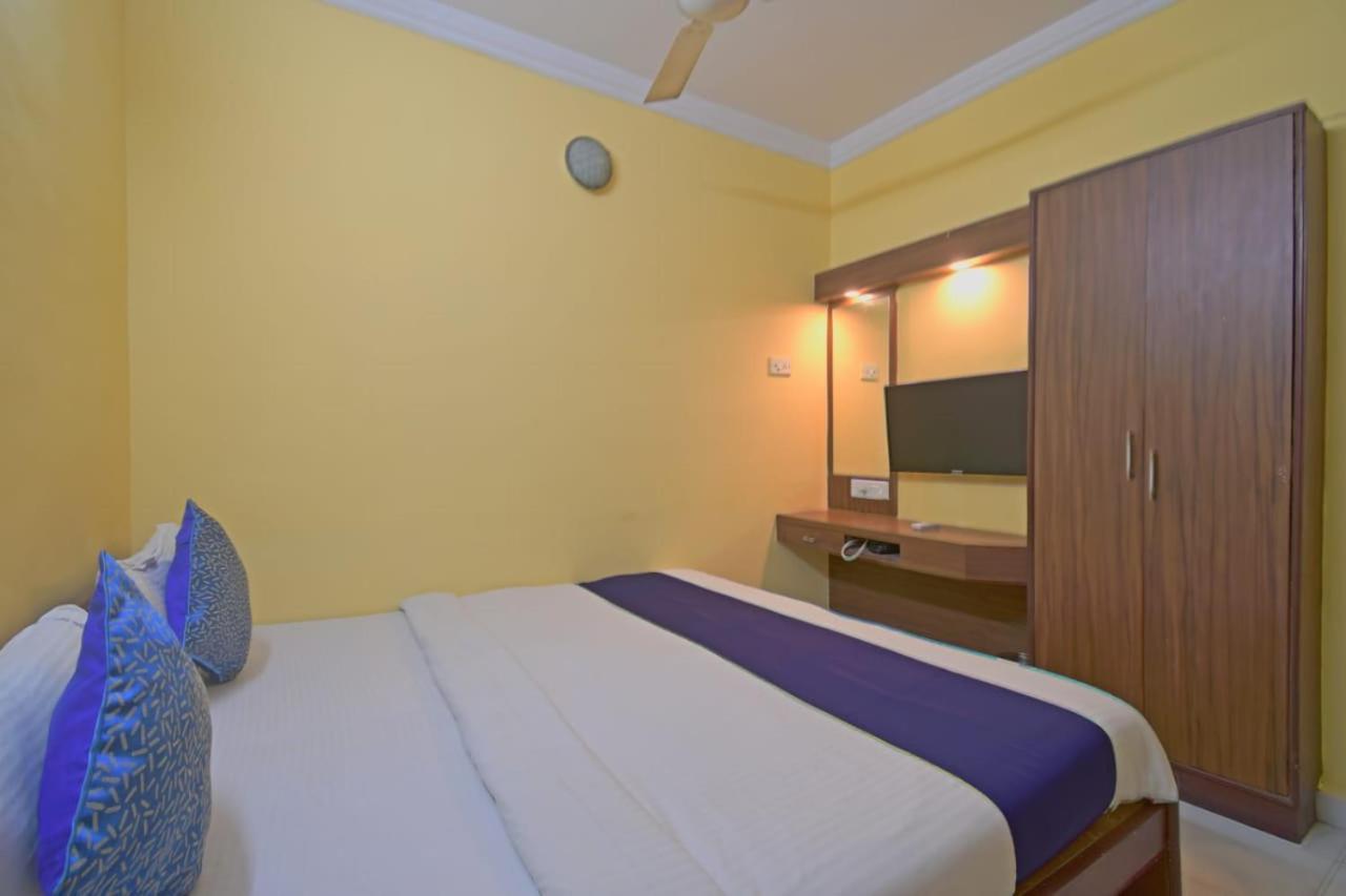 Hotel Jingle Inn Calcutta Eksteriør billede